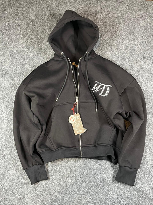 ICON BLACK SWEATSHIRT